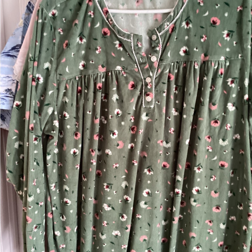 Charisma Olive Green Floral Button-Up Tunic
